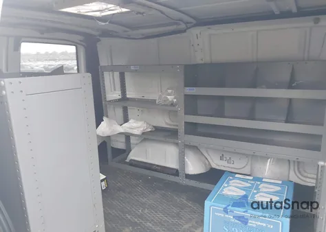 2002 Chevrolet Astro from USA, damaged, VIN 1GCDL19X22B153551